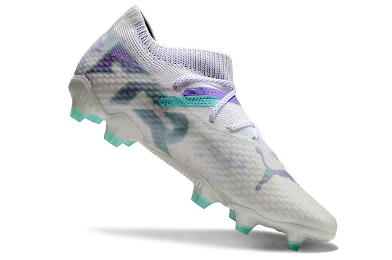 CHUTEIRA PUMA FUTURE 7 ULTIMATE CAMPO - BRANCA E AZUL