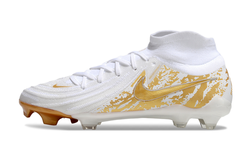 CHUTEIRA NIKE PHANTOM LUNA II ELITE CAMPO - BRANCA E DOURADA