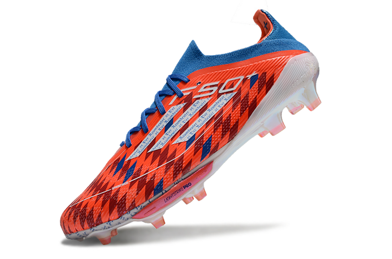 CHUTEIRA ADIDAS F50.1 LIGHTSTRIKE PRO ELITE CAMPO - LARANJA E AZUL