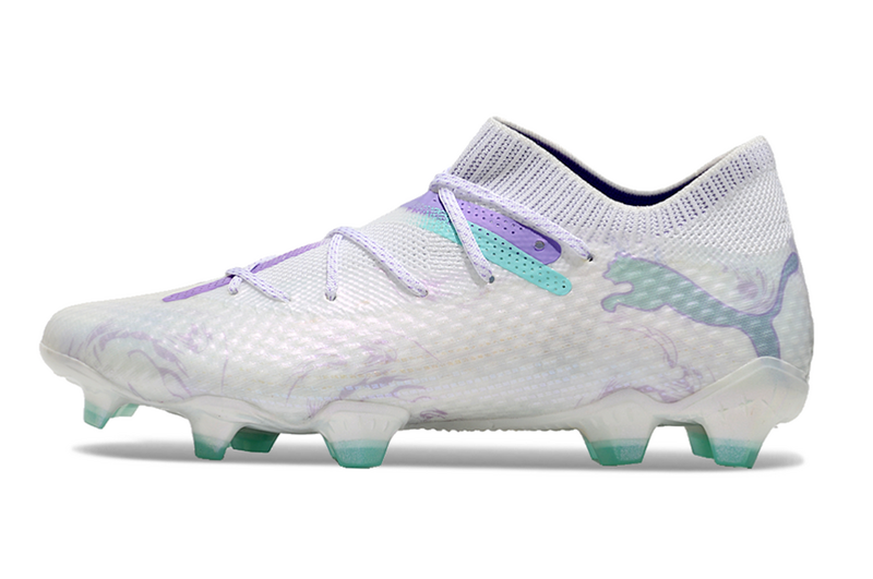 CHUTEIRA PUMA FUTURE 7 ULTIMATE CAMPO - BRANCA E AZUL