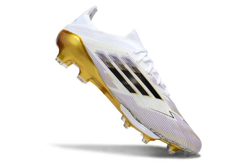 CHUTEIRA ADIDAS F50.1 LIGHTSTRIKE PRO ELITE CAMPO - BRANCA E DOURADA