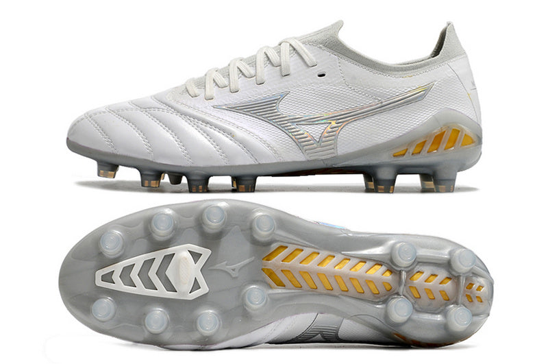 CHUTEIRA MIZUNO MORELIA NEO III JAPAN CAMPO - BRANCA E AMARELA