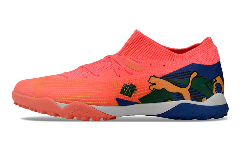CHUTEIRA PUMA FUTURE 7 ULTIMATE SOCIETY - VERMELHA E AZUL
