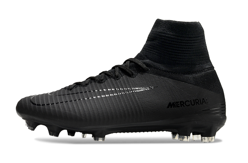 CHUTEIRA NIKE MERCURIAL SUPERFLY 5 ELITE CAMPO - PRETA