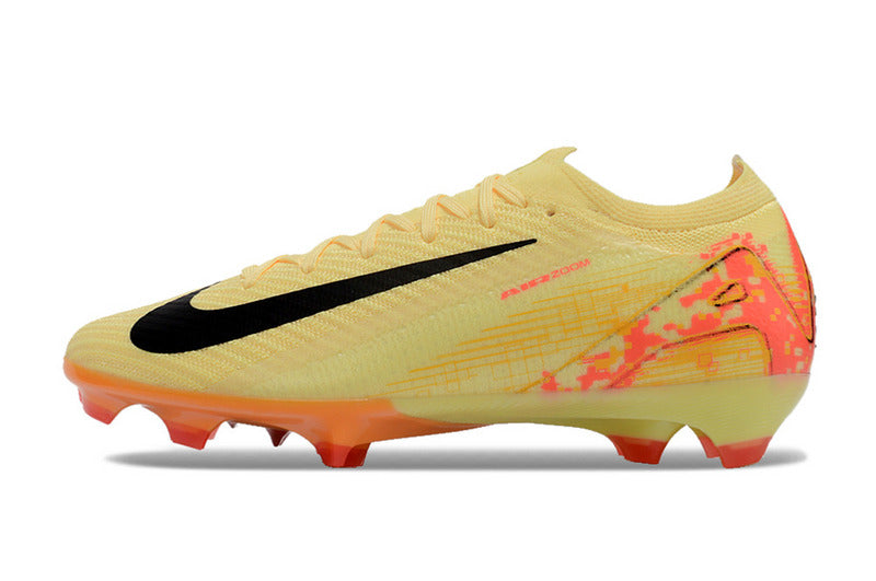 CHUTEIRA NIKE AIR ZOOM MERCURIAL VAPOR 16 ELITE CAMPO "MBAPPÉ" - AMARELA E LARANJA