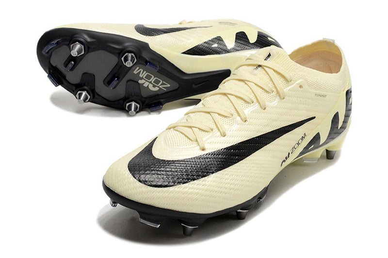 CHUTEIRA NIKE AIR ZOOM MERCURIAL VAPOR 15 ELITE TRAVA MISTA "MAD READY" - BEGE E PRETA