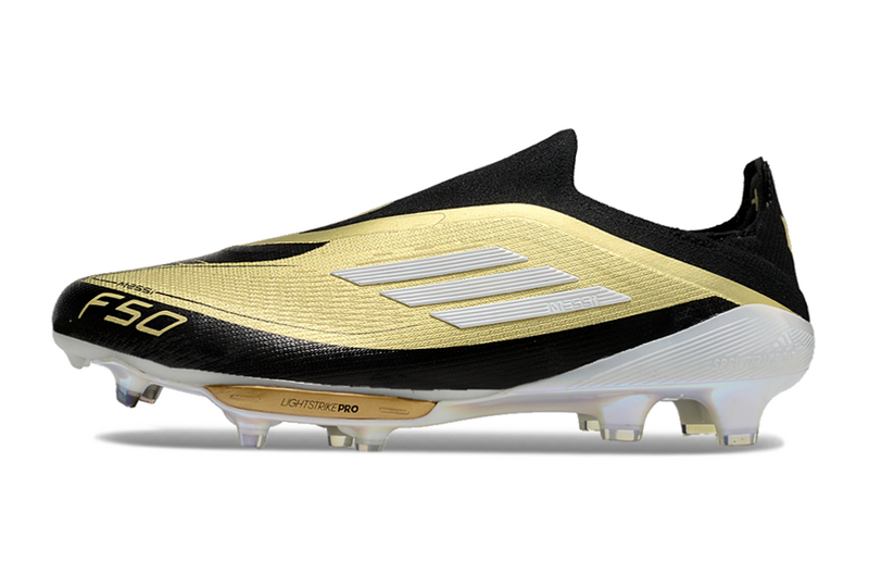 CHUTEIRA ADIDAS F50 LACELESS LIGHTSTRIKE PRO ELITE CAMPO "TRIUNFO DOURADO" – PRETA E DOURADA