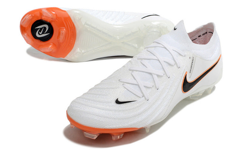 CHUTEIRA NIKE PHANTOM GX II ELITE CAMPO - BRANCA E LARANJA