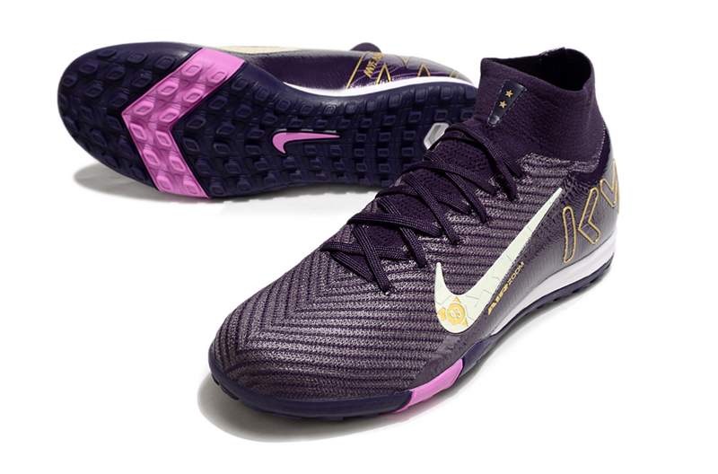 CHUTEIRA NIKE MERCURIAL AIR ZOOM SUPERFLY 10 ELITE SOCIETY "KYLIAN MBAPPÉ" ROXA E AMARELA