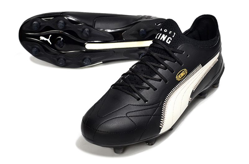 CHUTEIRA PUMA KING FG/AG CAMPO - PRETA E BRANCA