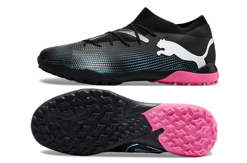 CHUTEIRA PUMA FUTURE 7 ULTIMATE SOCIETY - PRETA E ROSA