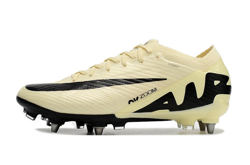 CHUTEIRA NIKE AIR ZOOM MERCURIAL VAPOR 15 ELITE TRAVA MISTA "MAD READY" - BEGE E PRETA
