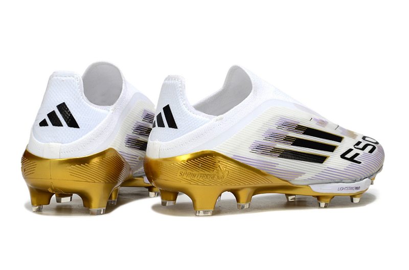 CHUTEIRA ADIDAS F50 LACELESS LIGHTSTRIKE PRO ELITE CAMPO - BRANCA E DOURADA