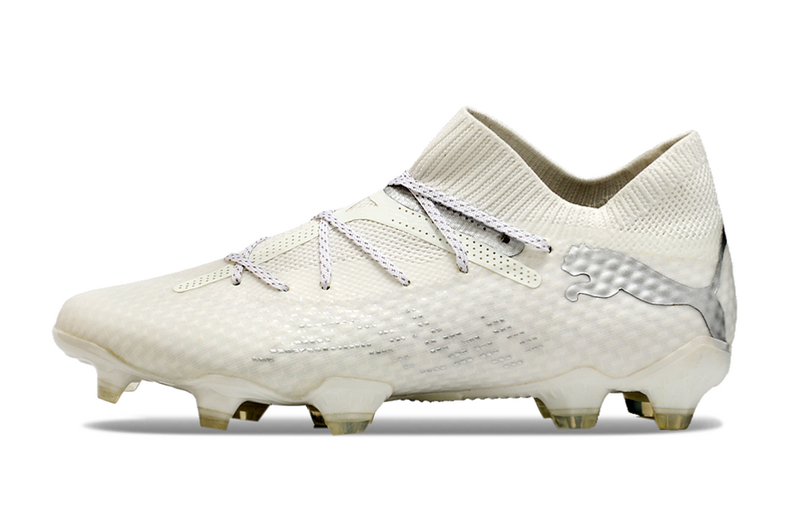 CHUTEIRA PUMA FUTURE 7 ULTIMATE CAMPO - BRANCA