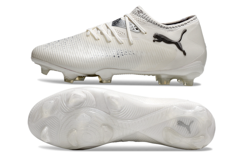 CHUTEIRA PUMA FUTURE 8 ULTIMATE LOW CAMPO - BRANCA