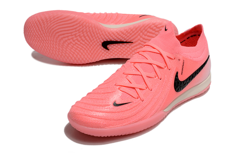 CHUTEIRA NIKE PHANTOM GX II ELITE FUTSAL "MAD BRILLIANCE" - ROSA E PRETA