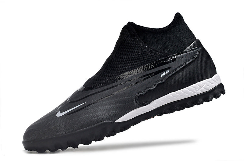 CHUTEIRA NIKE PHANTOM GX DYNAMIC FIT ELITE SOCIETY - PRETA E BRANCA
