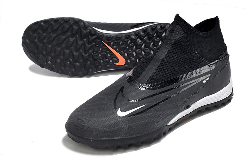 CHUTEIRA NIKE PHANTOM GX DYNAMIC FIT ELITE SOCIETY - PRETA E BRANCA