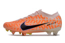 CHUTEIRA NIKE AIR ZOOM MERCURIAL VAPOR 15 ELITE TRAVA MISTA FIXA "UNITED" - LARANJA E PRETA