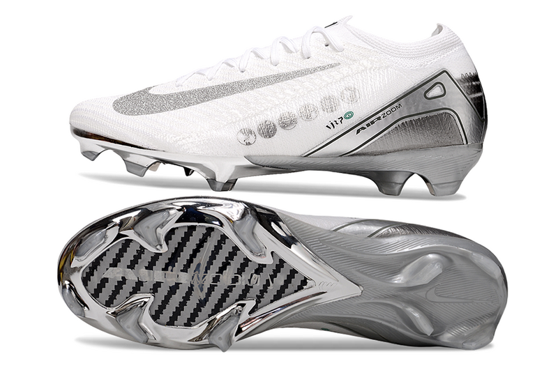 CHUTEIRA NIKE AIR ZOOM MERCURIAL VAPOR 16 ELITE CAMPO "VINI JR" - BRANCA E CINZA