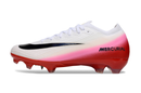 CHUTEIRA NIKE AIR ZOOM MERCURIAL VAPOR 16 ELITE CAMPO "FEAR NOTHING" - BRANCA E ROSA