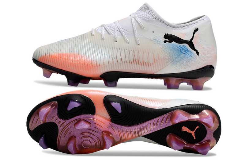 CHUTEIRA PUMA FUTURE 8 ULTIMATE LOW CAMPO - BRANCA E LARANJA