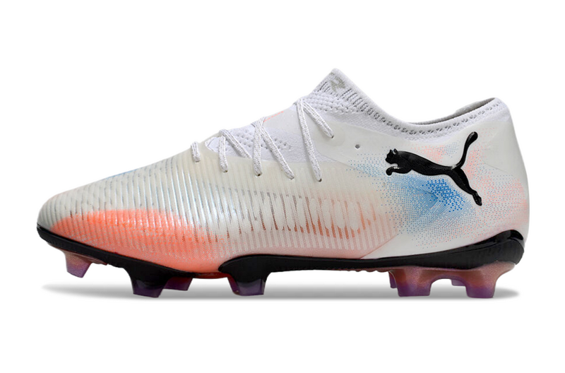 CHUTEIRA PUMA FUTURE 8 ULTIMATE LOW CAMPO - BRANCA E LARANJA