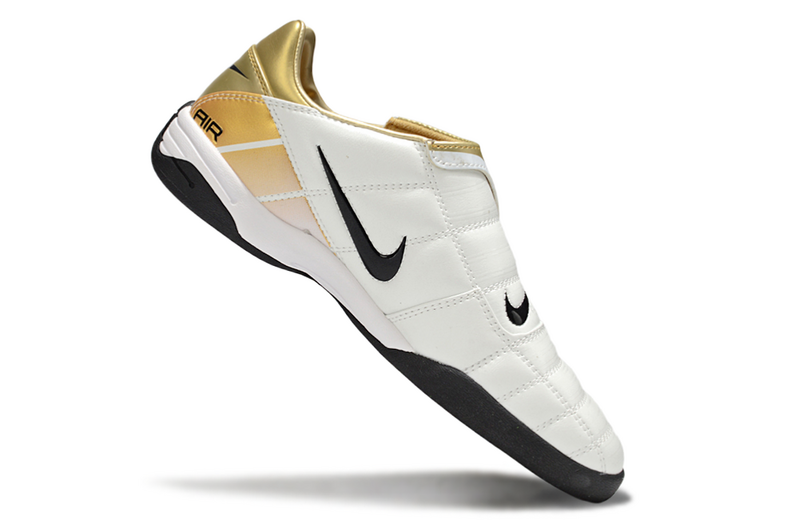 CHUTEIRA NIKE AIR ZOOM TOTAL 90 III FUTSAL - BRANCA E DOURADA