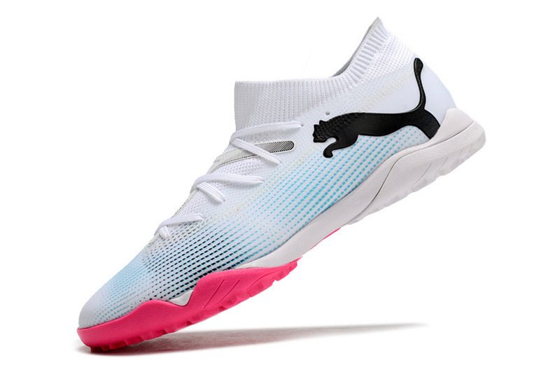 CHUTEIRA PUMA FUTURE 7 ULTIMATE SOCIETY "PHENOMENAL" - BRANCA E ROSA