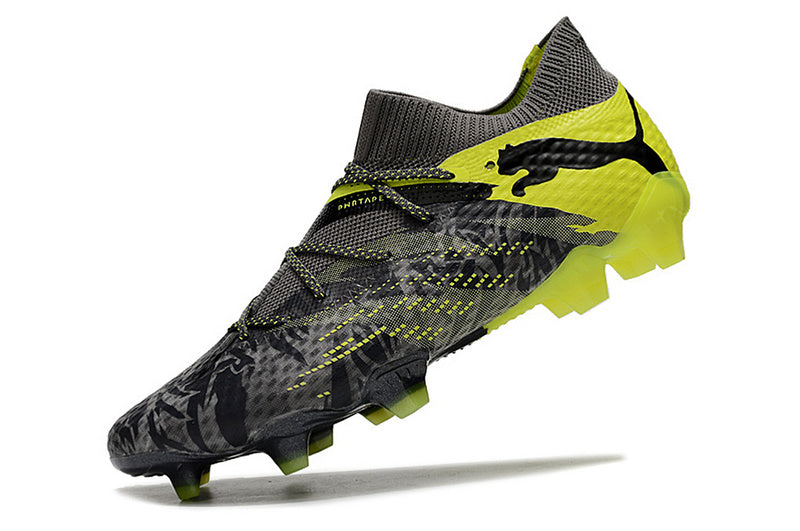 CHUTEIRA PUMA FUTURE 7 ULTIMATE CAMPO - PRETA E AMARELA