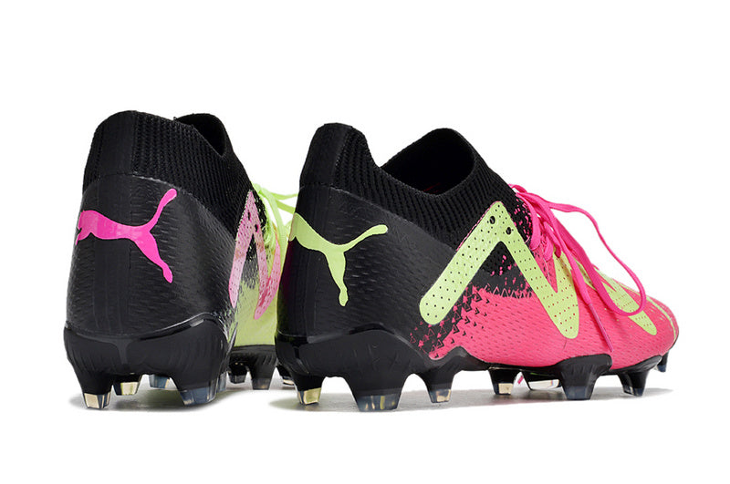 CHUTEIRA PUMA FUTURE ULTIMATE CAMPO "TRICKS" PRETA E VERDE