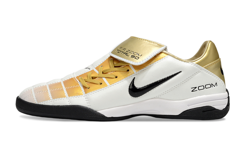 CHUTEIRA NIKE AIR ZOOM TOTAL 90 III FUTSAL - BRANCA E DOURADA