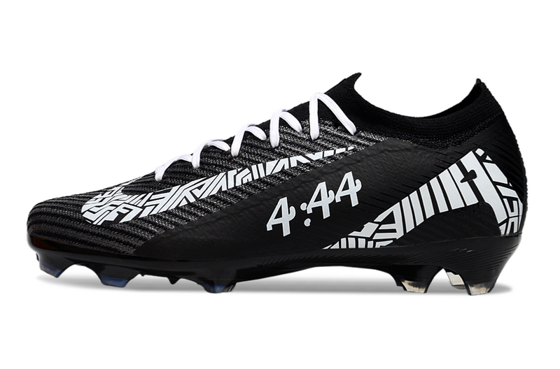 CHUTEIRA NIKE AIR ZOOM MERCURIAL VAPOR 16 ELITE CAMPO - PRETA E BRANCA