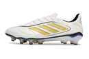 CHUTEIRA ADIDAS COPA PURE III CAMPO - BRANCA E DOURADA