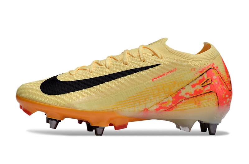 CHUTEIRA NIKE AIR ZOOM MERCURIAL VAPOR 16 ELITE TRAVA MISTA "MBAPPÉ" - AMARELA E LARANJA