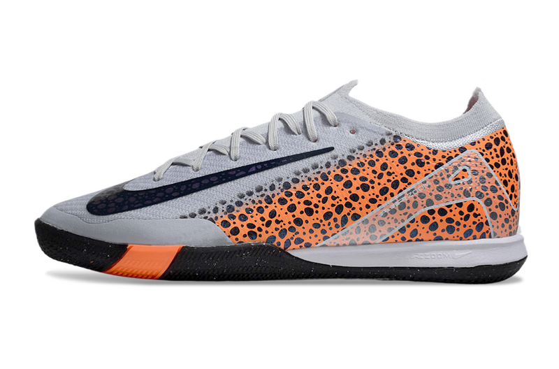 CHUTEIRA NIKE AIR ZOOM MERCURIAL VAPOR 16 ELITE FUTSAL "ELECTRIC" - BRANCA E LARANJA