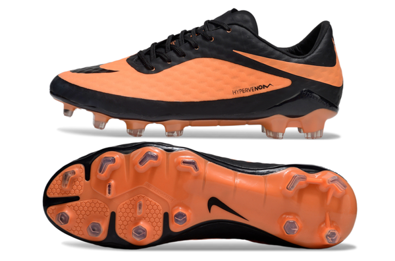 CHUTEIRA NIKE HYPERVENOM SE ELITE CAMPO - LARANJA E PRETA
