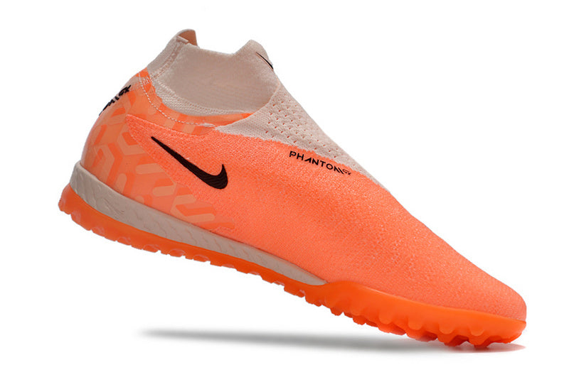 CHUTEIRA NIKE PHANTOM GX DYNAMIC FIT ELITE SOCIETY - LARANJA