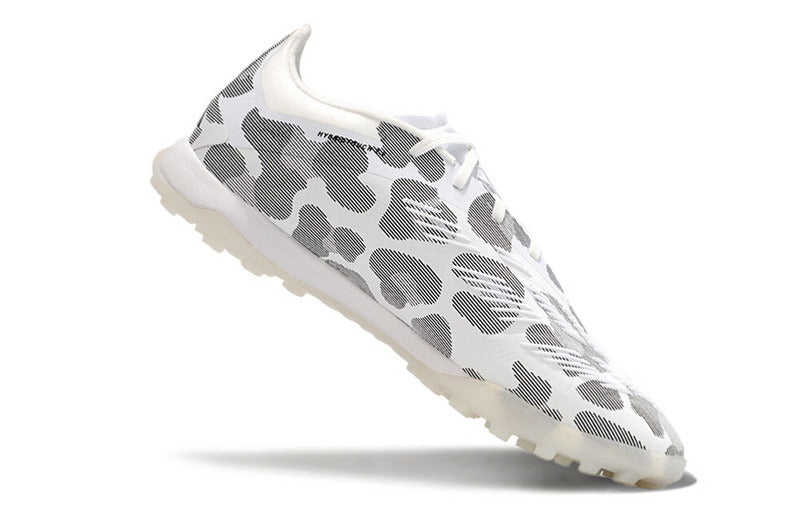 CHUTEIRA ADIDAS PREDATOR 24 ELITE SOCIETY "GENERATION" - BRANCA E DOURADA