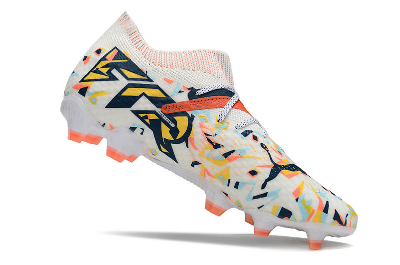 CHUTEIRA PUMA FUTURE 7 ULTIMATE CAMPO - BRANCA E LARANJA