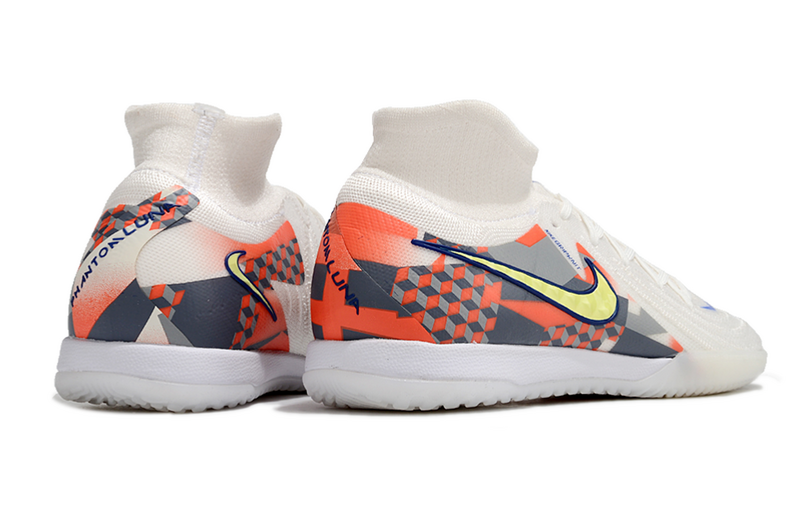 CHUTEIRA NIKE PHANTOM LUNA II ELITE FUTSAL "BARNA" - BRANCA E LARANJA