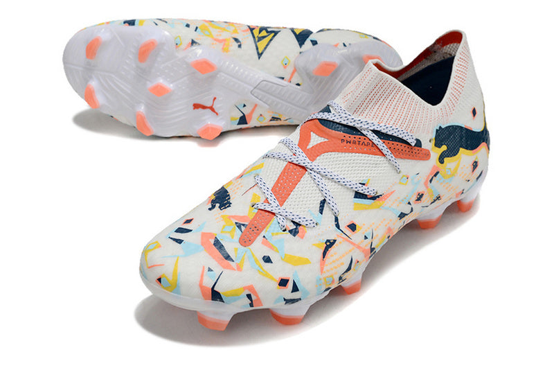 CHUTEIRA PUMA FUTURE 7 ULTIMATE CAMPO - BRANCA E LARANJA