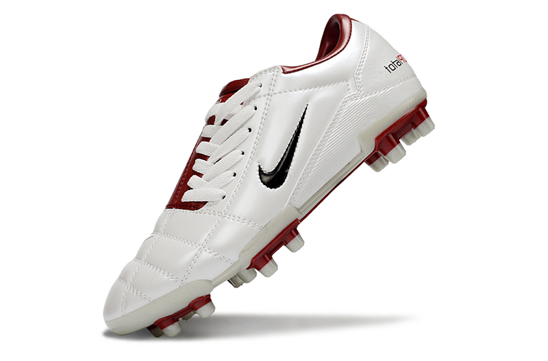CHUTEIRA NIKE TOTAL 90 III CAMPO - BRANCA E VERMELHA