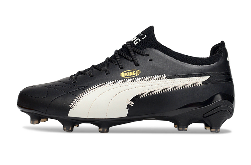 CHUTEIRA PUMA KING FG/AG CAMPO - PRETA E BRANCA