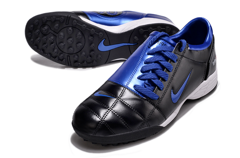 CHUTEIRA NIKE TOTAL 90 III SOCIETY - PRETA E AZUL