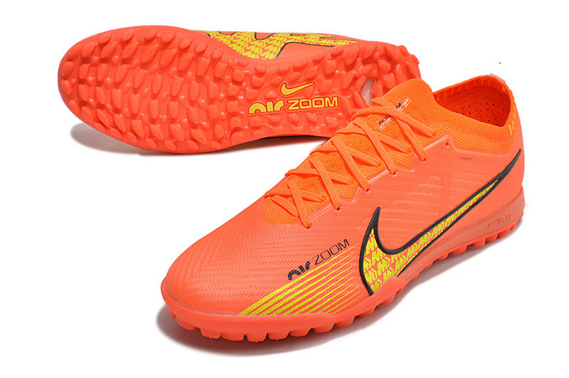 CHUTEIRA NIKE MERCURIAL AIR ZOOM VAPOR 15 ELITE SOCIETY - LARANJA