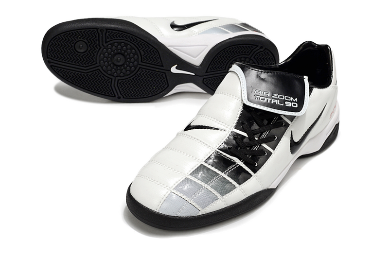 CHUTEIRA NIKE AIR ZOOM TOTAL 90 III FUTSAL - BRANCA E PRETA