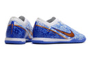 CHUTEIRA NIKE AIR ZOOM MERCURIAL VAPOR 15 ELITE FUTSAL "CR7" - AZUL E BRANCA