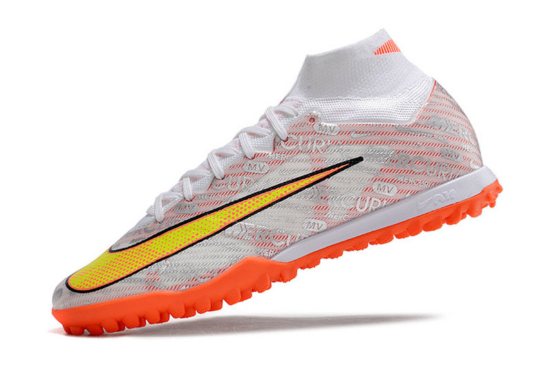 CHUTEIRA NIKE MERCURIAL AIR ZOOM SUPERFLY 9 ELITE SOCIETY - BRANCA E LARANJA