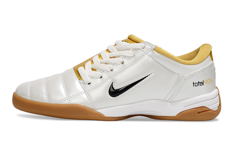 CHUTEIRA NIKE TOTAL 90 III FUTSAL - BRANCA E DOURADA